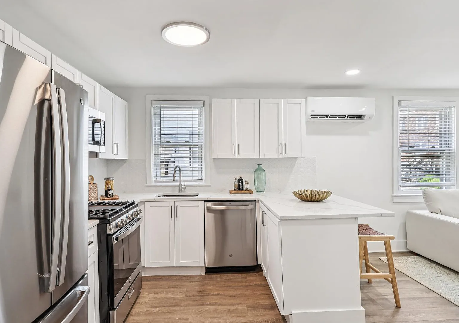 2333 Haverford Rd - A — Photo 3