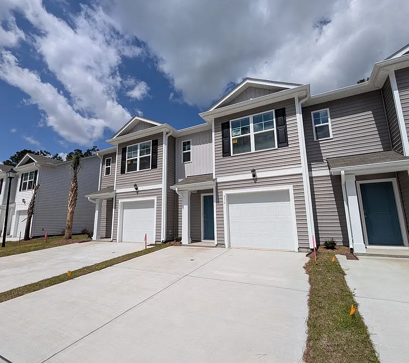616 Golden Resin Rd