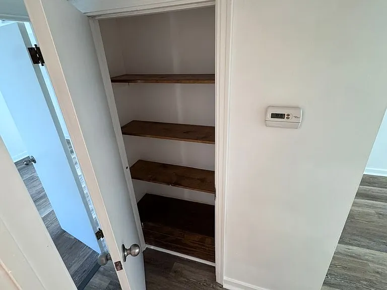 1827 California Ave — Photo 25
