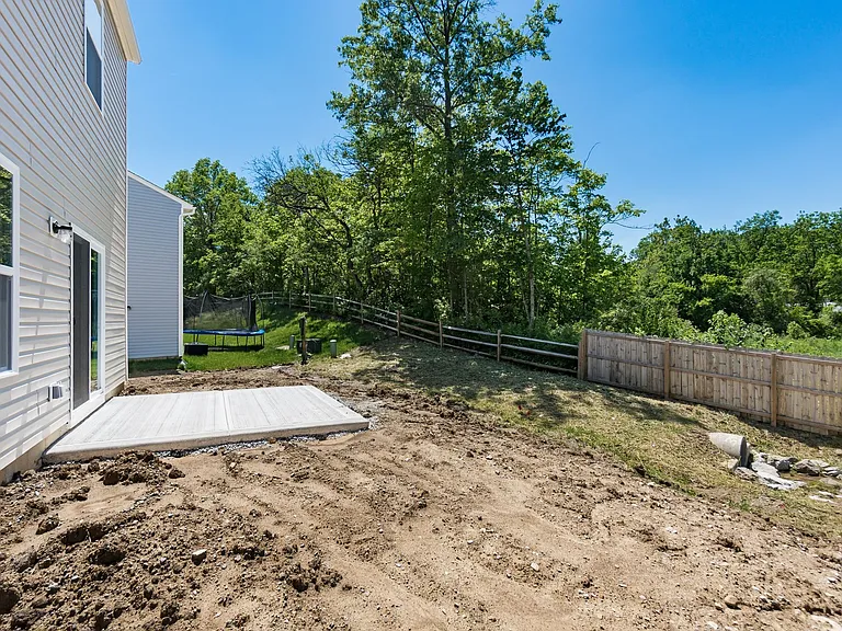 2787 Horsham Dr — Photo 38