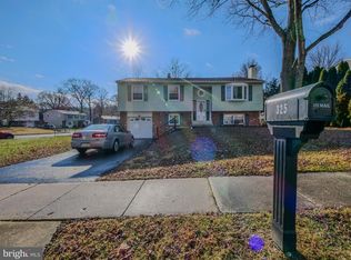 325 Willowbrook Rd, Upper Chichester, PA 19061