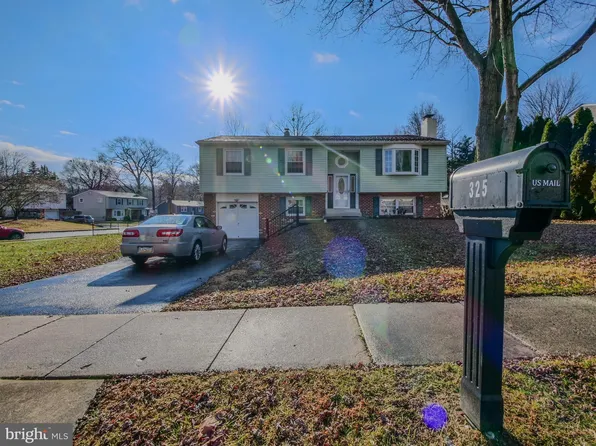325 Willowbrook Rd, Upper Chichester, PA 19061
