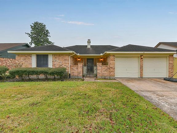 2nd image of 4006 Willowview Dr