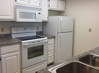 Picadilly Square and Place Apartments, Omaha, NE 68164