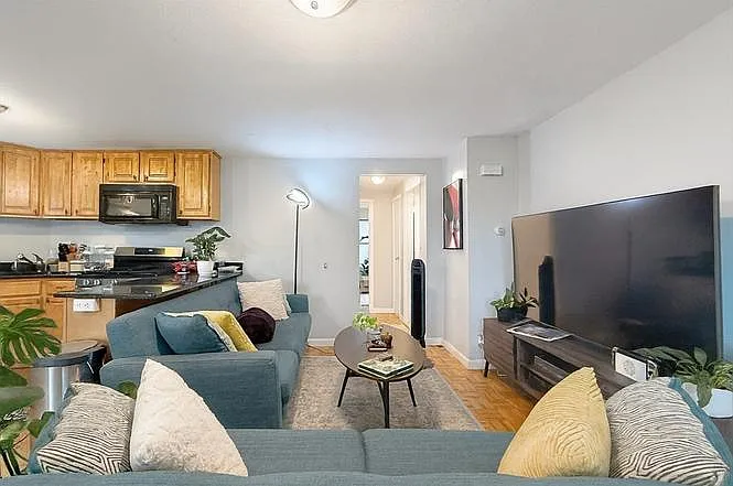 10 Avon St #17 — Photo 17