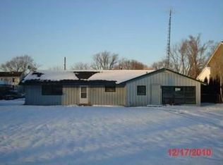 235 W Grove St, Capron, IL 61012