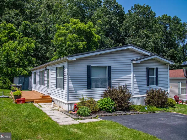 1145 Ghaner Rd, Port Matilda, PA 16870