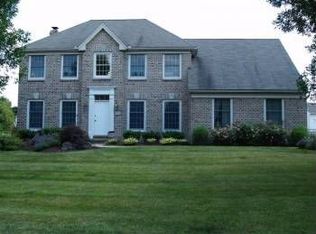 4726 Kathi Dr, Bethlehem, PA 18017