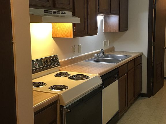 4th image of 502B Columbia Dr