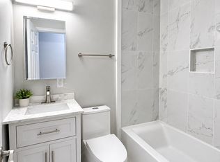911 Monroe St NW APT 2, Washington, DC 20010