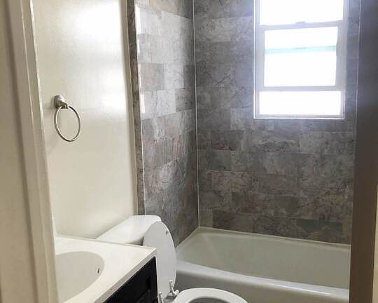 2nd image of 133 S Crescent Dr APT 10