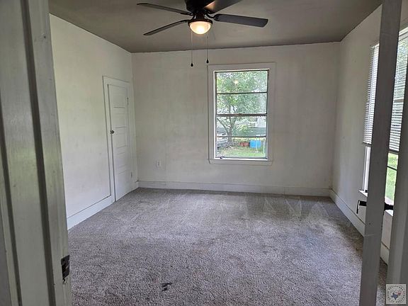 3rd image of 103 S Merrill St