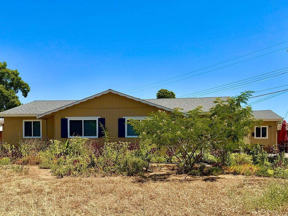 Duplex, Rental is unit on the left of the photo