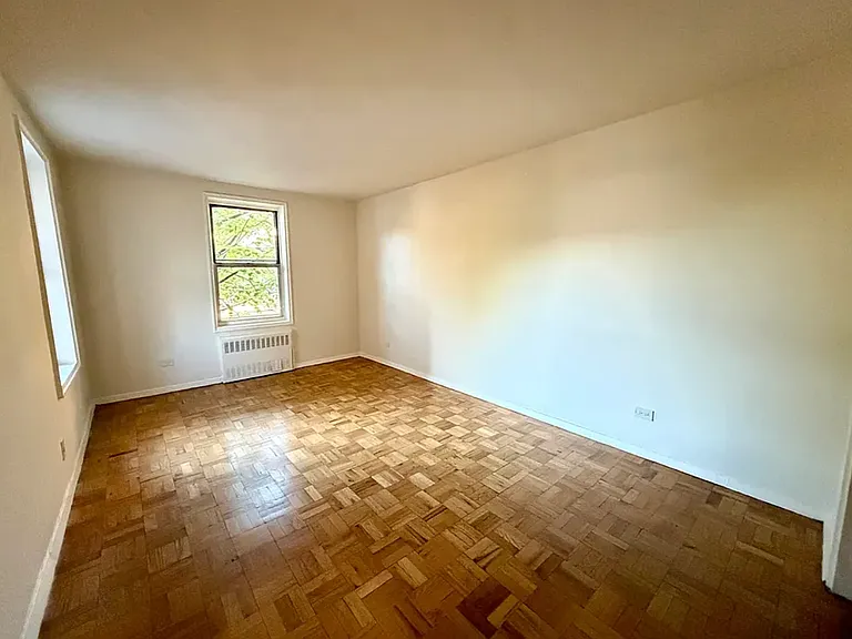 59 Gelston Ave #6 — Photo 5
