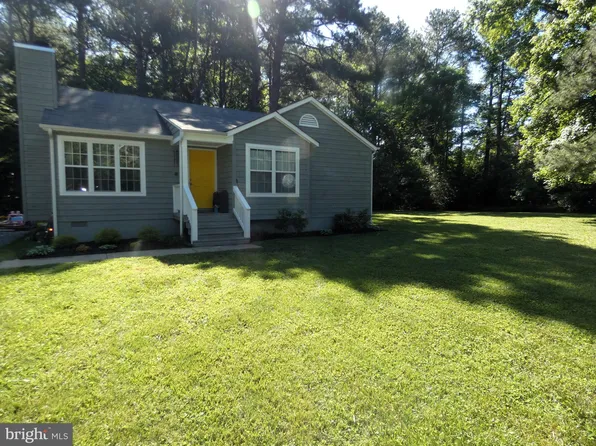 716 Annapolis Dr, Ruther Glen, VA 22546