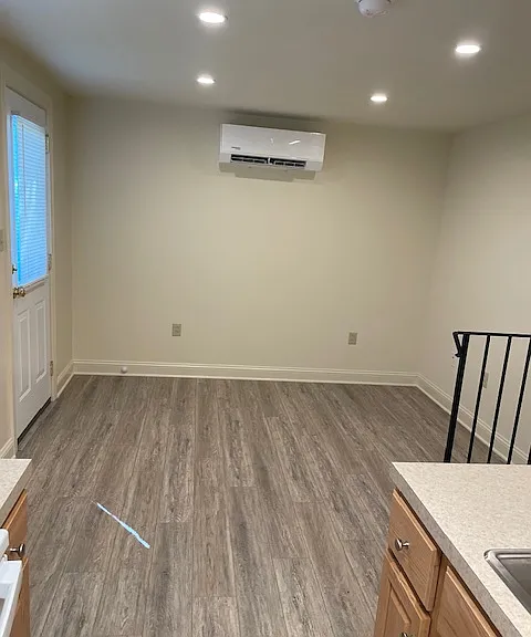 228 Washington St #3 — Photo 6