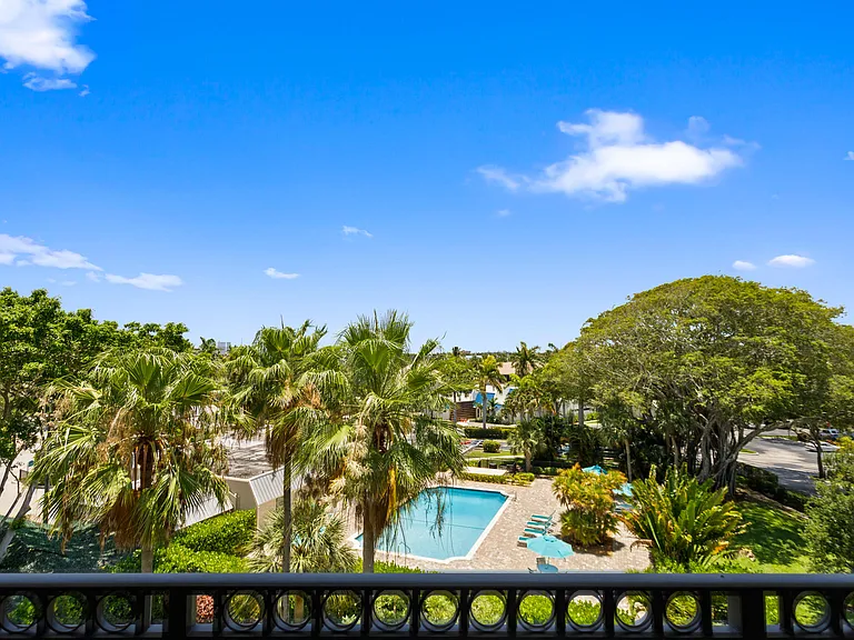 27 Royal Palm Way #503 — Photo 30