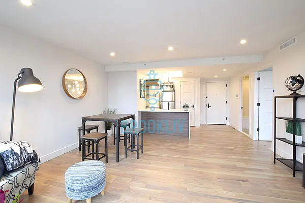 Rented by null | media 8