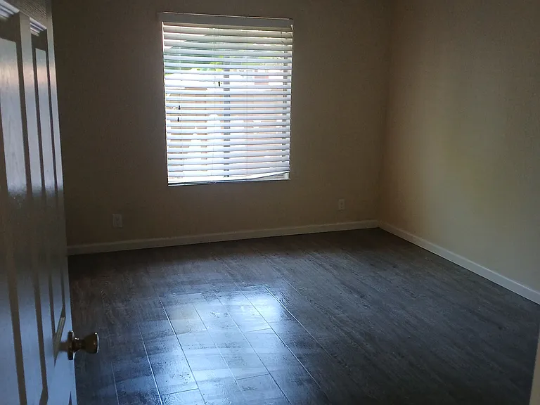 38455 Bronson St #137 — Photo 13