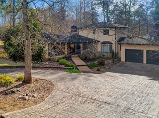 919 Holly Knoll Dr, Anderson, SC 29626