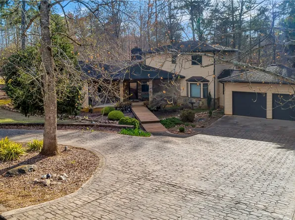 919 Holly Knoll Dr, Anderson, SC 29626
