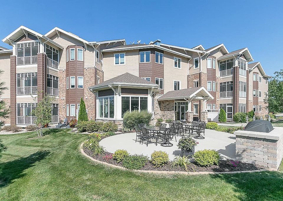 1st image of 11 Glen Brook Way Unit 307