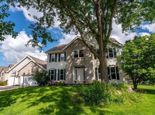 5803 Sandhill Dr, Middleton, WI 53562