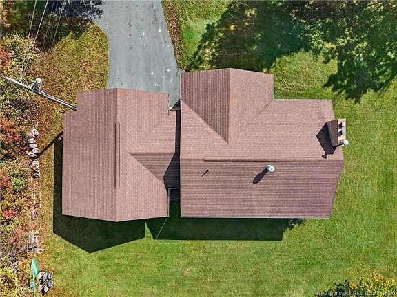 2nd image of 44 Nelson St
