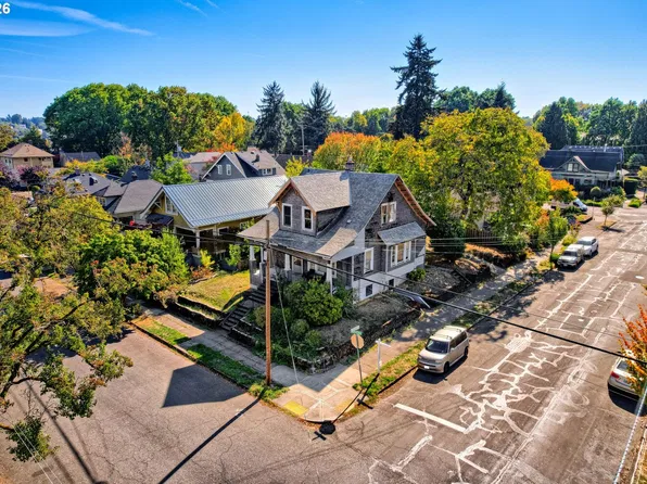1404 SE Lafayette St, Portland, OR 97202