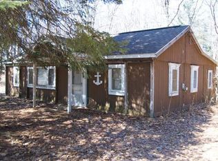 621 Hillcrest Ave, Harrison, MI 48625