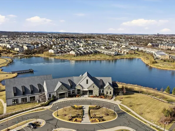 23630 Havelock Walk Ter Unit 305, Ashburn, VA 20148