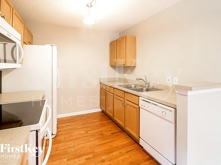 113 Tyron Rd — Photo 9