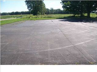 7564 13 Mile Rd NE, Rockford, MI 49341