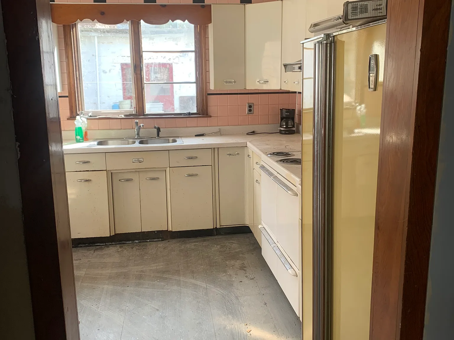 326 W Centre St — Photo 4