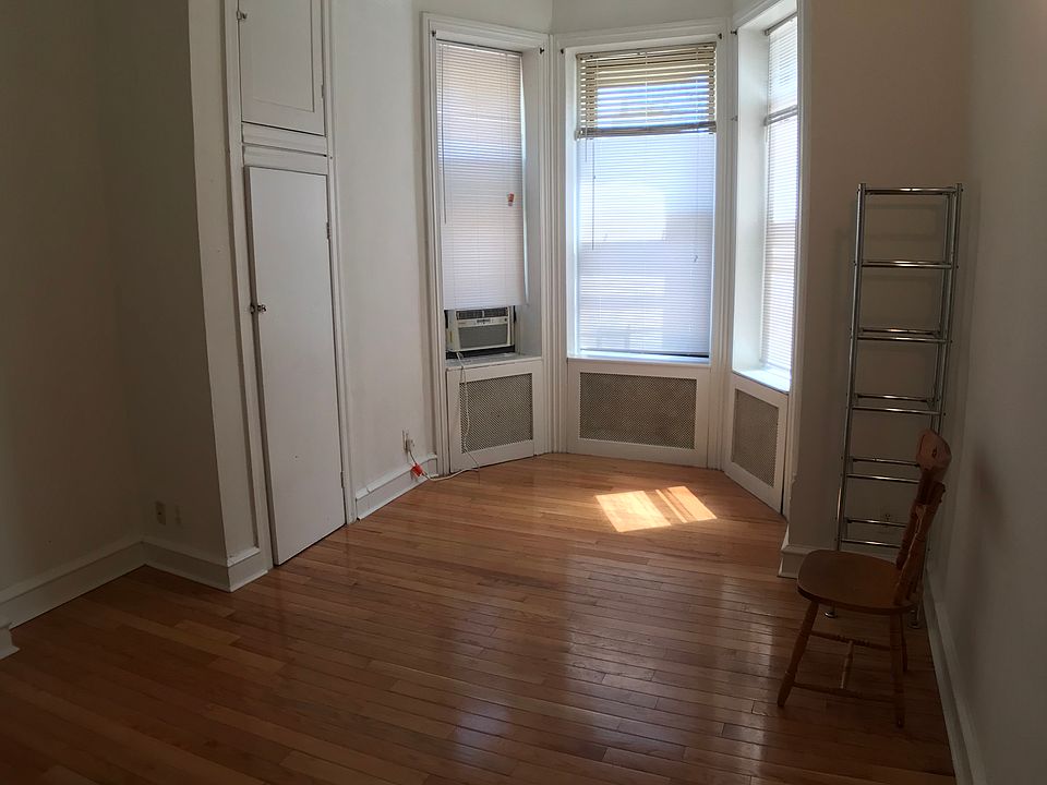 160 N 21st St. Philadelphia PA