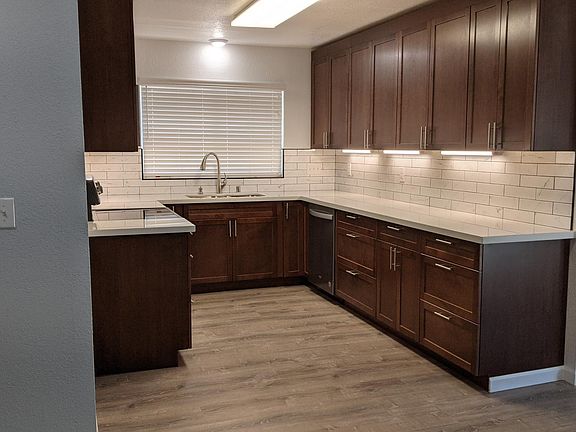 3rd image of 7390 Orchard Dr