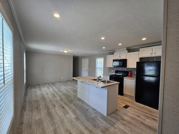 1267 Avenue A, Springfield, MI