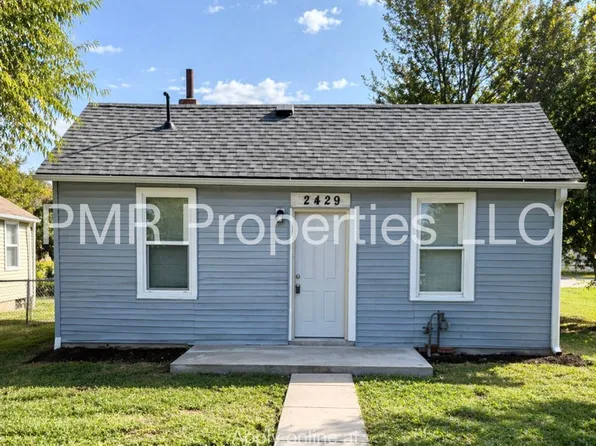 2429 S 10th St, Saint Joseph, MO 64503