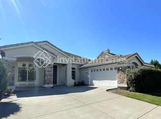 1704 Carswell Ln, Suisun City, CA 94585