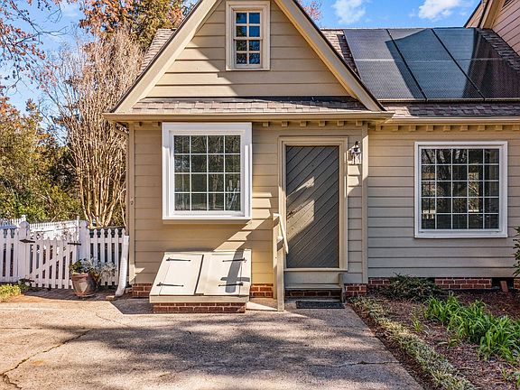4th image of 409 Cedarview Ct