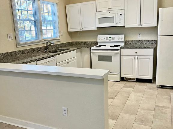 4th image of 4522 Bankhead Ave #A