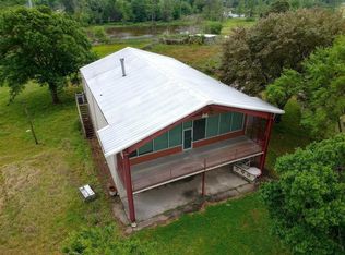 1502 Clear Lake Rd, Highlands, TX 77562