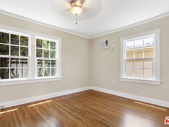 3rd image of 944 N Croft Ave