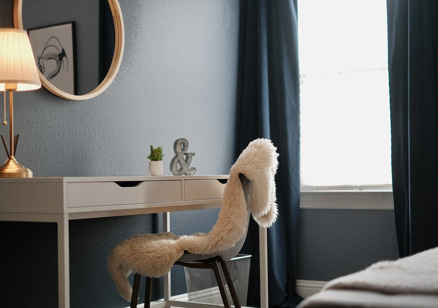 Sophisticated Exec Home | Business & Leisure — Photo 2
