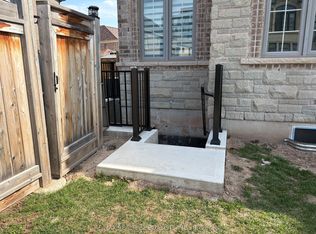 1351 Queens Plate Rd, Oakville, ON