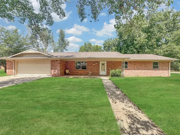 117 E 4th St, Erick, OK 73645