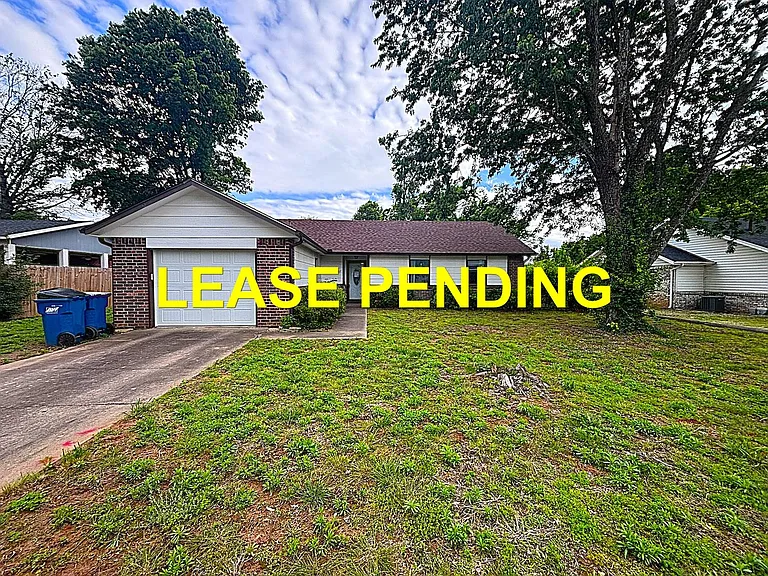 2607 Purdue Cir — Photo 1