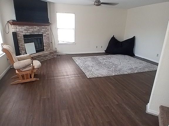4th image of 5106 Whisenand Dr