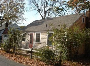 9 Cove Rd, Lyme, CT 06371