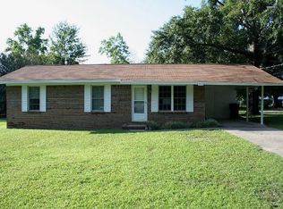 1218 Johnson Ave, Chipley, FL 32428